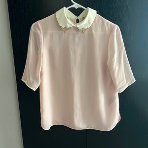 Sold！Ted Baker top with Metal detailed collar